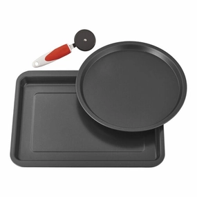 3-Piece Pizza Pan Set