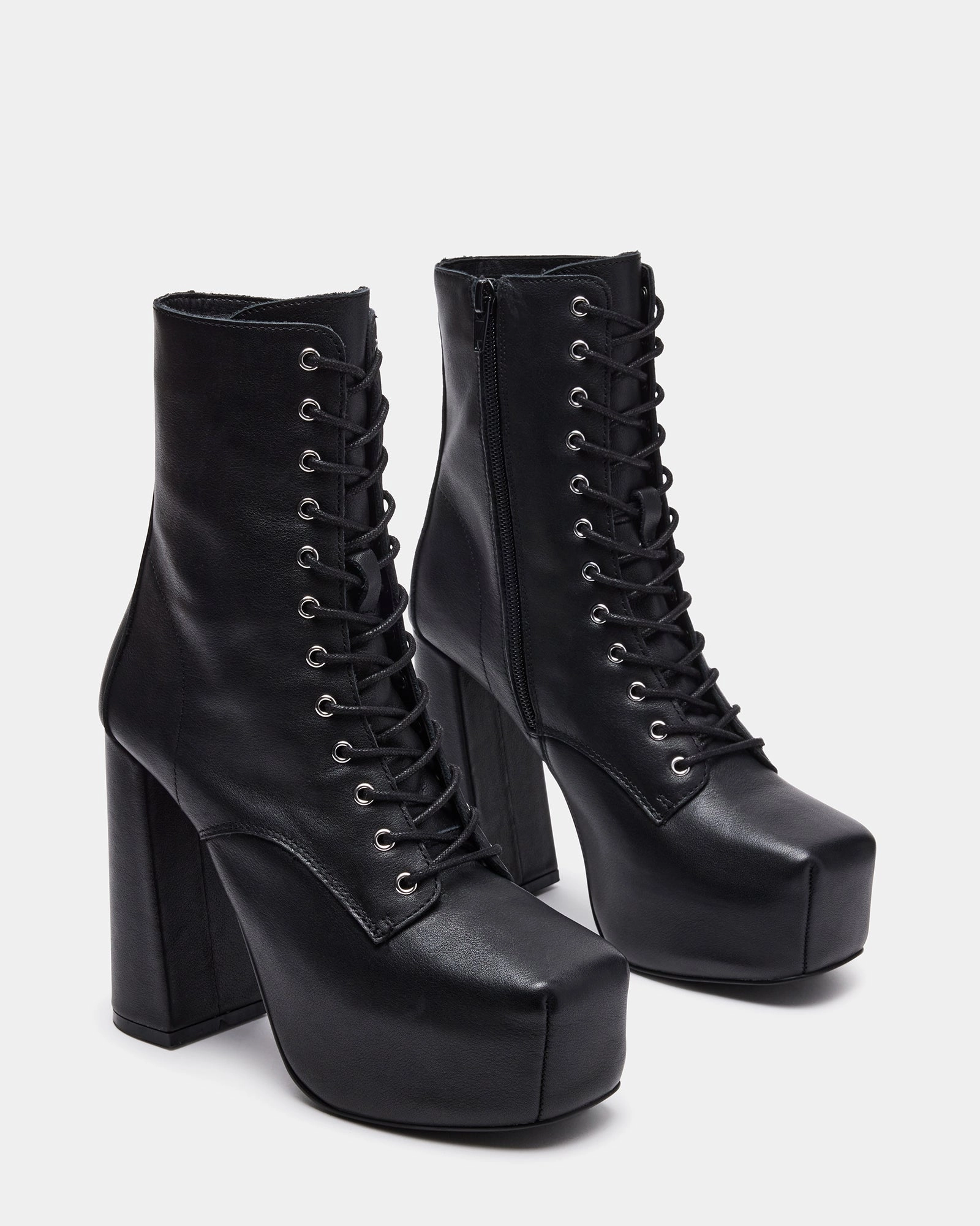 CONFIDENT BLACK LEATHER - SM REBOOTED