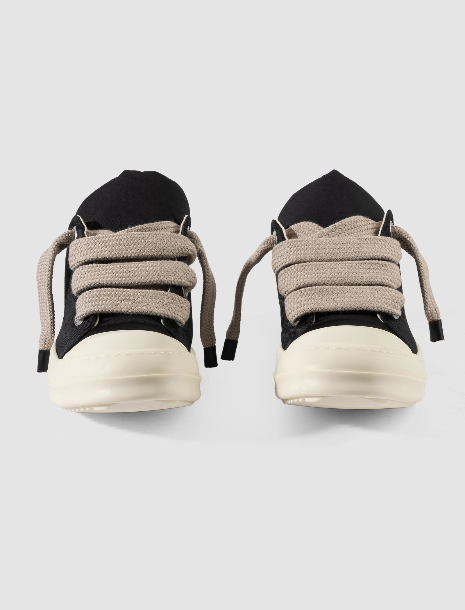 JUMBO LACE LOW SNEAKERS BLACK/MILK