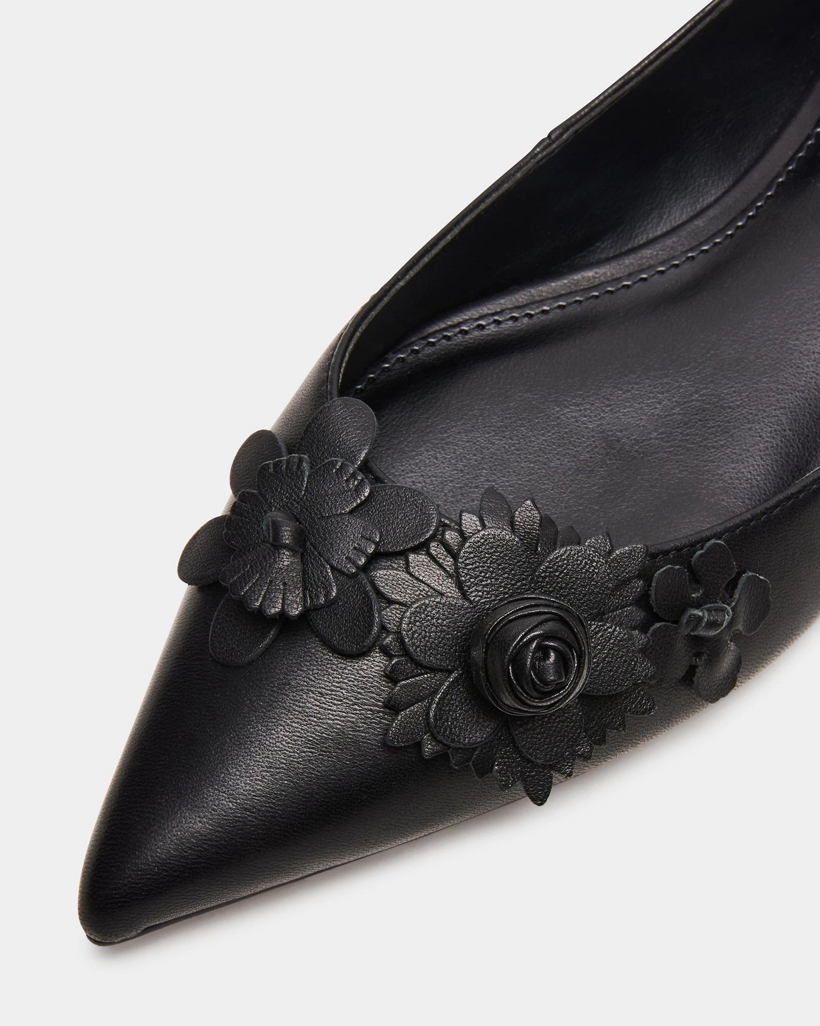 MARIA BLACK LEATHER - SM REBOOTED